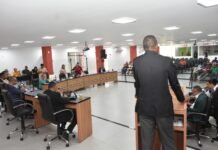 Vereadores cobram governo do estado por salários atrasados no Hospital Dantas Bião, discutem políticas raciais e criticam demissão de liderança cultural