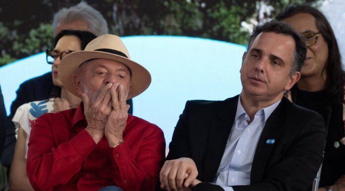 Lula encontra Pacheco, diz que ele é única opção em MG e senador avalia candidatura a governador