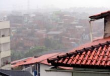 Inmet mantém alerta laranja para temporais na Bahia