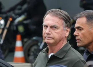 Bolsonaro teve 144 consultas médicas em menos de dois meses na prisão