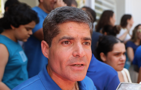 ACM Neto se manifesta sobre acusações de ter recebido dinheiro do Banco Master