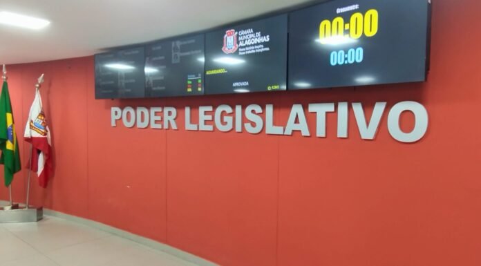 Vereadores destacam importância da TV Câmara e reforçam avanço da transparência em Alagoinhas