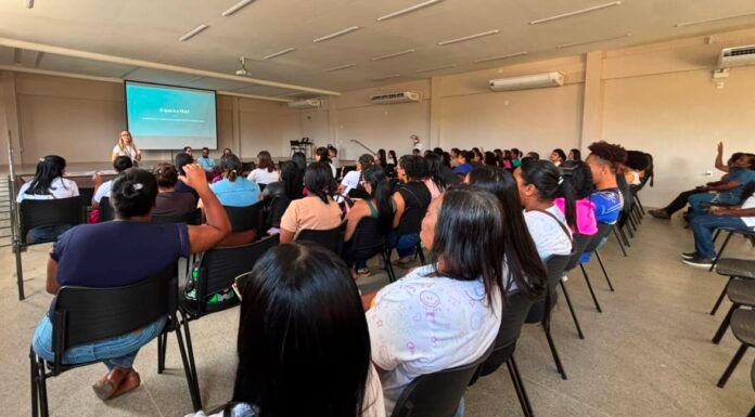 Prefeitura de Alagoinhas realiza formação para profissionais de apoio da rede municipal
