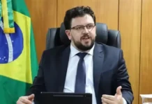 Lula manda assessor explicar empréstimo de amiga de Lulinha investigada pela PF