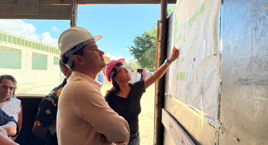 Gustavo Carmo visita obra do CAPS III e reforça compromisso com a saúde mental em Alagoinhas