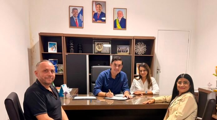 Prefeitura de Alagoinhas assina termos de fomento com Apae e Pestalozzi