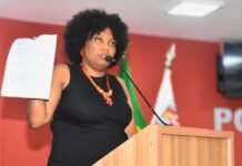 Vereadora Juci Cardoso discursa sobre orçamento, direitos das mulheres e tarifa social